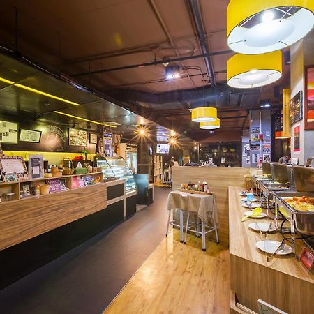 是拉差中心馨乐庭大酒店 外观 照片