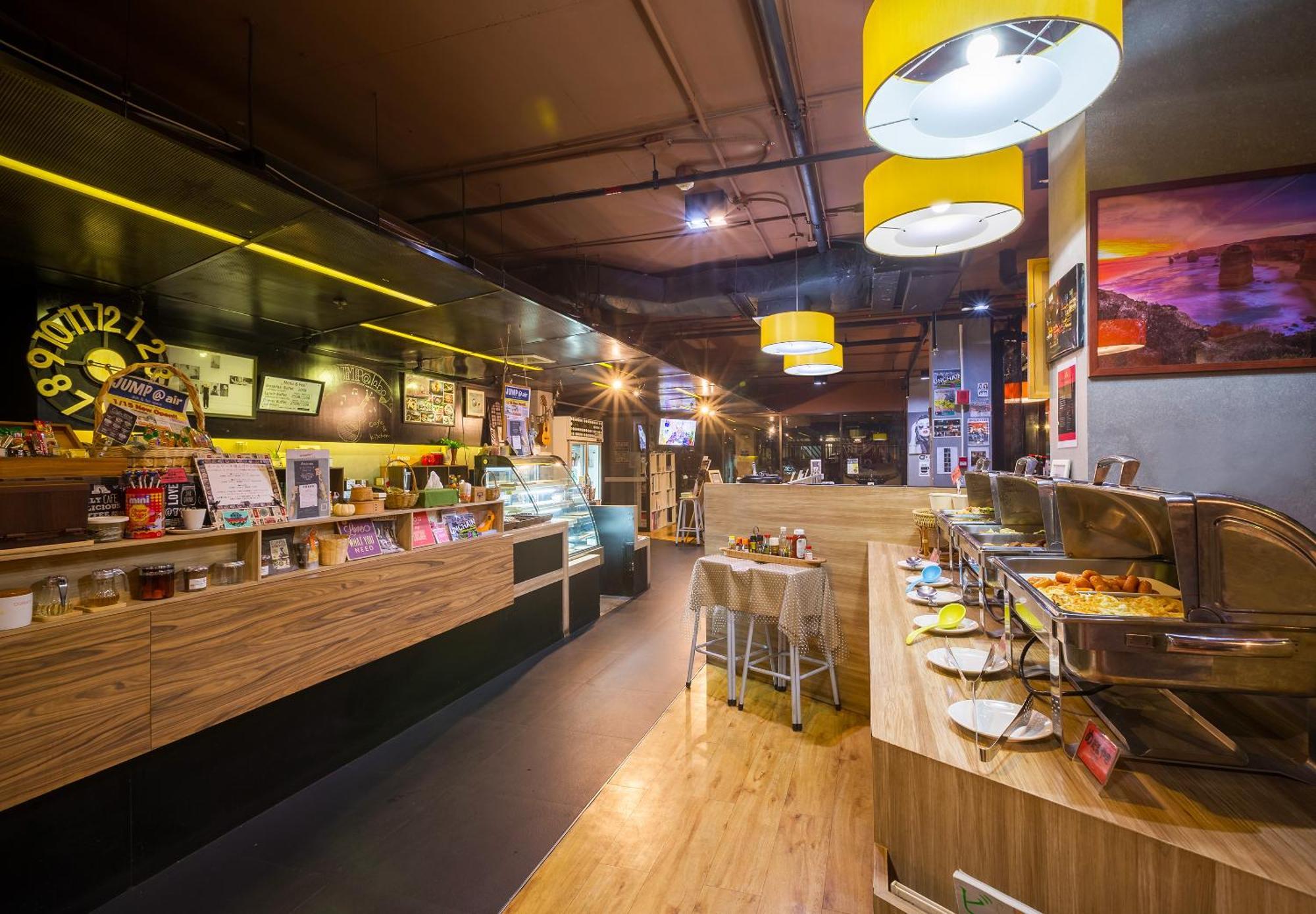 是拉差中心馨乐庭大酒店 外观 照片