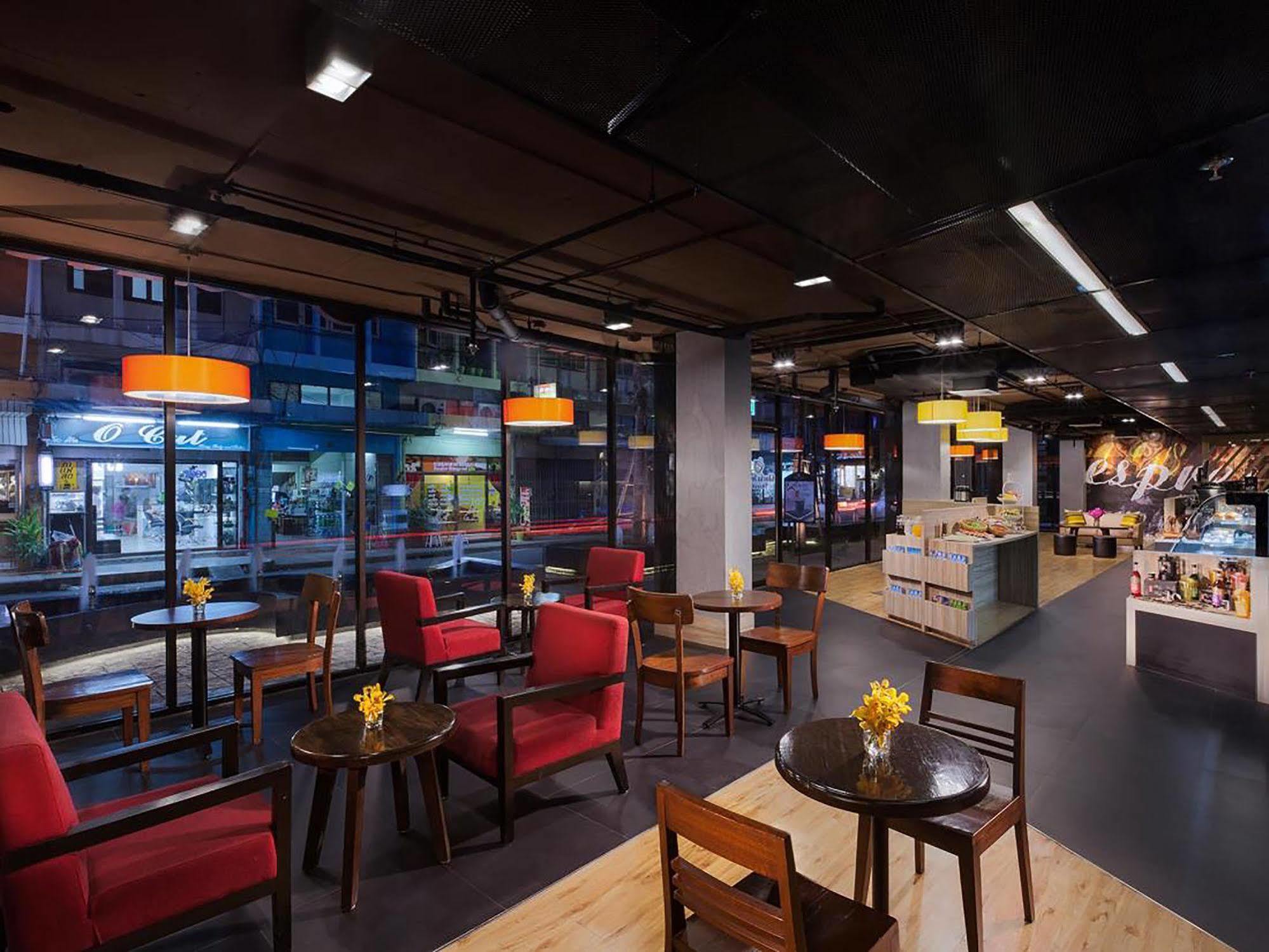 是拉差中心馨乐庭大酒店 外观 照片